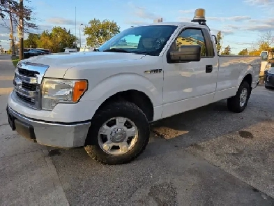 2013 Ford F-150 2WD Reg Cab 145' XL Image# 1