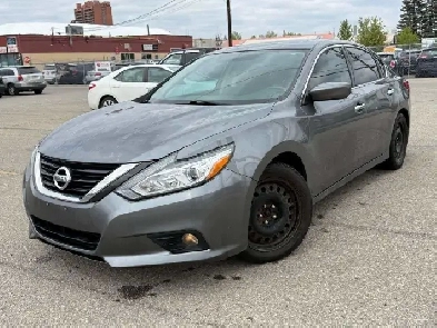 2017 Nissan Altima 4dr Sdn I4 CVT 2.5 Image# 1