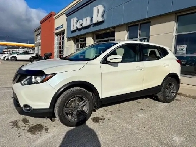 2018 Nissan Qashqai SV Image# 1
