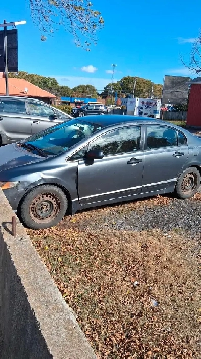 2010 honda civic Image# 1