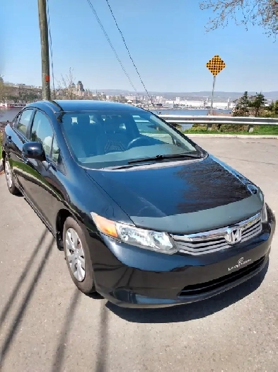HONDA CIVIC LX 2012 = 7777$ Négociable =) Image# 1