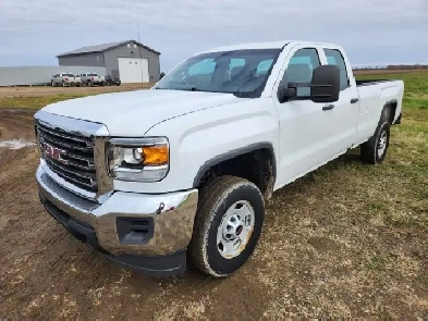 2019 GMC Sierra 2500 Double Cab Longbox 4X4 6L - Rebuilt Title Image# 1