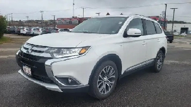 2016 Mitsubishi Outlander SE Image# 1