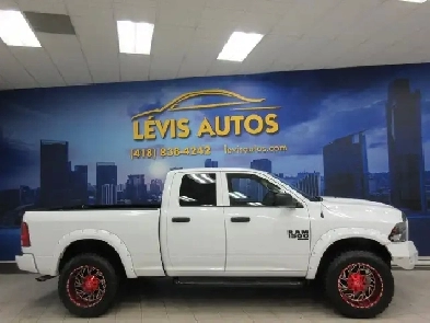 RAM 1500 CLASSIC 2023 EXPRESS V6 3.6L 4X4 BOITE 6'4' BEAU LOOK 5 Image# 1