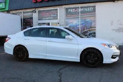 2017 Honda Accord Image# 1