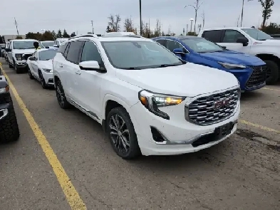 2019 GMC Terrain AWD 4dr Denali PANO ROOF/CARPLAY/BACKUP CAM/BL Image# 1