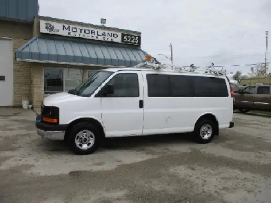 2007 GMC Savana Cargo Van RWD 2500 155' Image# 1