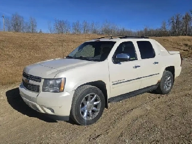 2012 Chevrolet Avalanche Image# 1