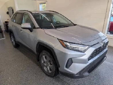 2022 Toyota RAV4 XLE AWD, GARANTIE JUSQU EN 2026, Image# 1