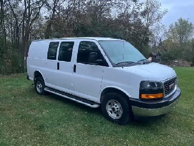 CARGO VAN Image# 1
