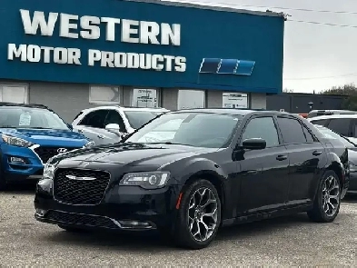 2018 Chrysler 300 300S Image# 1