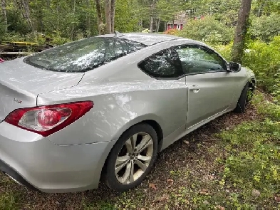 2010 Hyundai Genesis 2.0T Image# 1