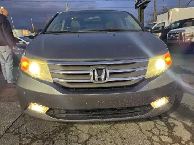 2011 HONDA Odyssey Touring Image# 1