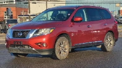 2015 Nissan Pathfinder SL Image# 1