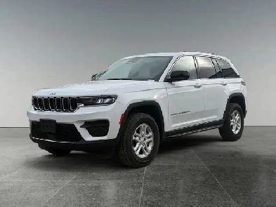 2023 Jeep Grand Cherokee Laredo 4x4 Image# 1