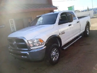 2014 Ram 3500 4X4 CREW CAB SLT DIESEL LONG BOX Image# 1
