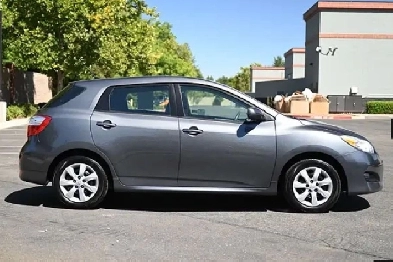 2014 Toyota Matrix S Hatchback 1.8L Image# 1