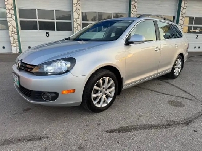 2014 VOLKSWAGEN GOLF TDI SPORTWAGEN BIG PRICE DROP Image# 1
