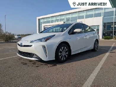 2020 Toyota Prius BASE | Auto Climate Control | Apple CarPlay Image# 1