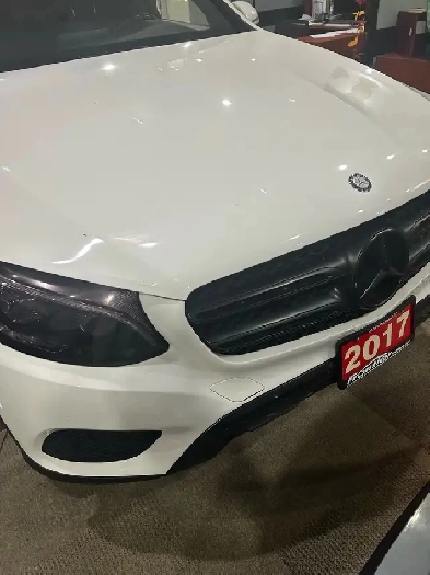 2017 Mercedes Benz glc 300 Image# 1