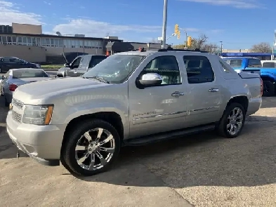 2011 Chevy Avalanche ~Leather, TV/DVD & SAFETIED Image# 1