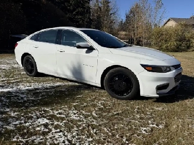 2017 Chev Malibu LT Image# 1