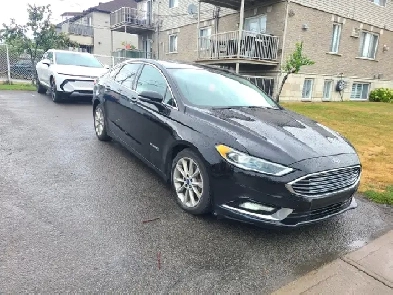 2017 Ford Fusion Hybrid Image# 1