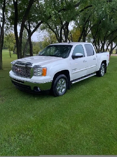 2011 GMC Sierra 1500 Crew Cab 4x4 Image# 1