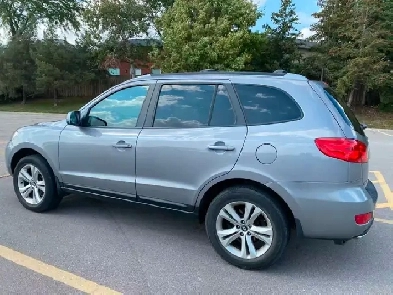 2007 Hyundai Santa Fe, 3.3L SUV Image# 1