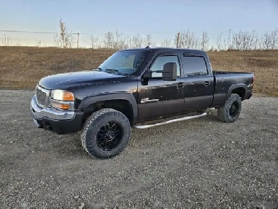 2005 GMC 2500 SLT Image# 1