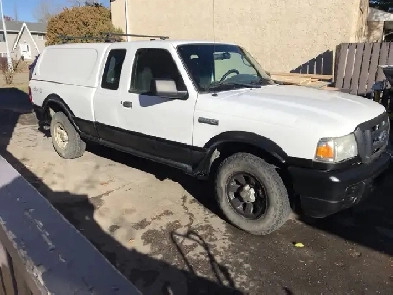 FORD RANGER 4 x 4 Image# 1