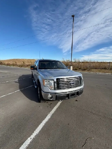 2011 ford f150 XLT SuperCrew Image# 1