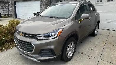 2022 Chevrolet Trax LT AWD Great Condition Image# 1