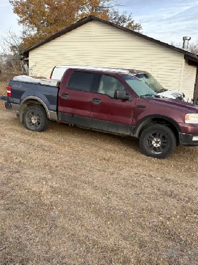 2003 f150 Lariat Image# 1