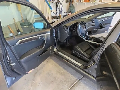 Low mileage 2008  Acura TL Image# 1