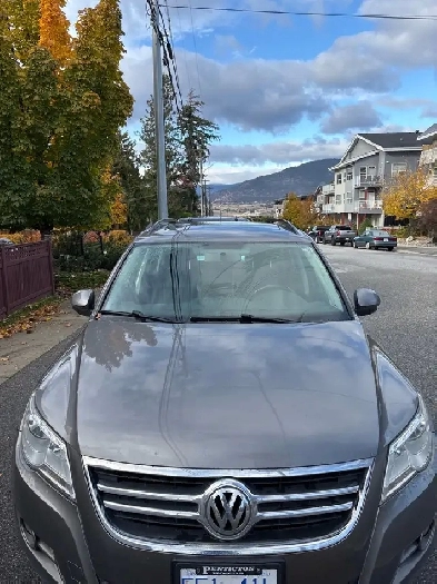 2011 VW Tiguan Comfortline Image# 1