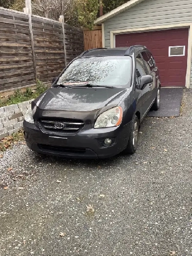 Kia Rondo 2008 à vendre Image# 1