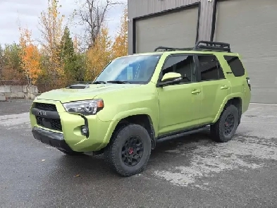2022 Toyota 4Runner - TRD PRO, RARE COLOR, NO ACCIDENTS Image# 1