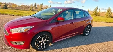 2015 ford focus hatchback sports se st body Image# 1