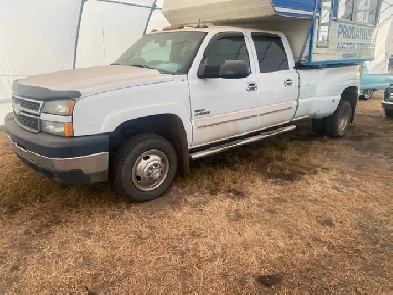 2005 Chev Silverado 3500 for Sale Image# 1