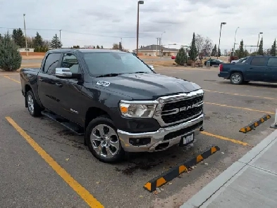 2022 Dodge Ram 1500 hemi 4x4 Bighorn Image# 1