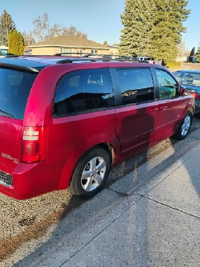 Dodge caravan for sale Image# 1