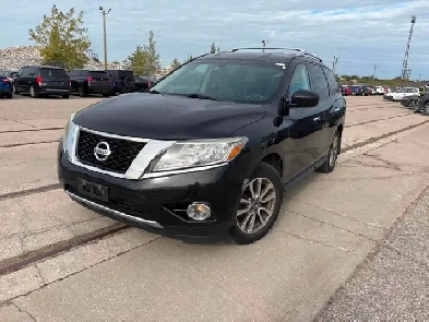 2015 Nissan Pathfinder SV Image# 1