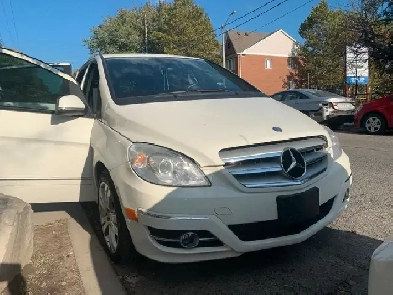 Mercedeces B200 Image# 1
