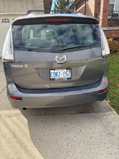 2011 Mazda Mini Van Image# 1