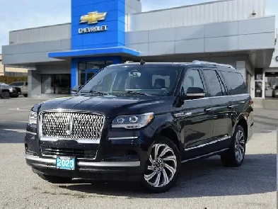 2023 Lincoln Navigator L Image# 1