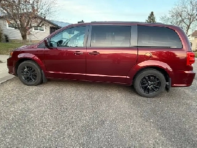 2020 Dodge Grand Caravan GT Image# 1