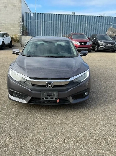 2017 Honda Civic Touring LOW KILOMETRES Image# 1