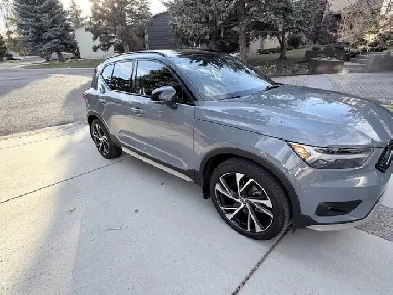 2022 Volvo XC40 T5 R-Design Image# 1