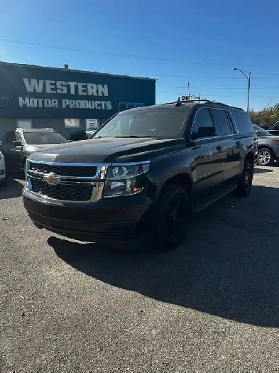 2016 Chevrolet Suburban LT Image# 1